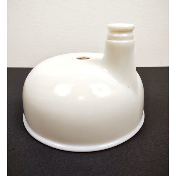 Sunbeam Milk Glass Mixmaster Juicer Replacement Bowl Straight Spout #15 99CN - Picture 2 of 6